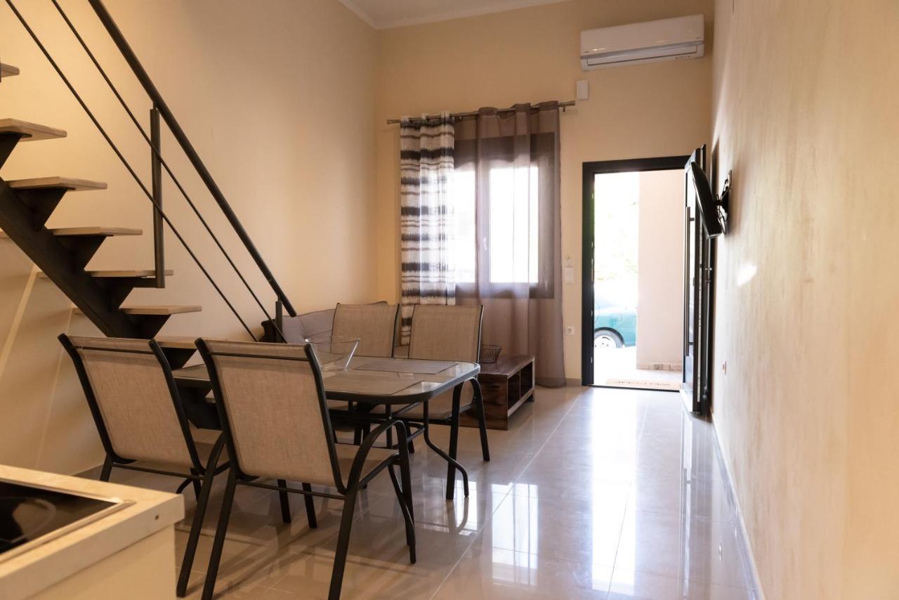 Evdokia'S Apartments And Rooms Neos Marmaras Bagian luar foto