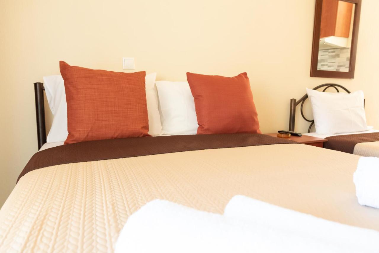 Evdokia'S Apartments And Rooms Neos Marmaras Bagian luar foto