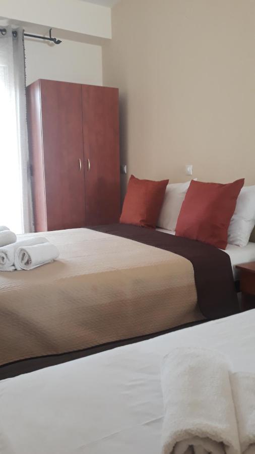 Evdokia'S Apartments And Rooms Neos Marmaras Bagian luar foto