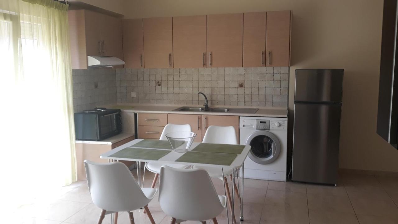 Evdokia'S Apartments And Rooms Neos Marmaras Bagian luar foto